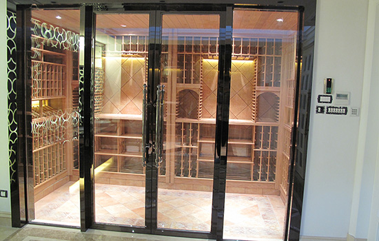 佛山不鏽鋼酒（jiǔ）櫃效果圖設計定製（zhì）完工