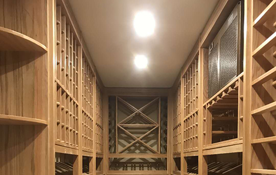 家庭私人地下酒窖設計效果圖案例