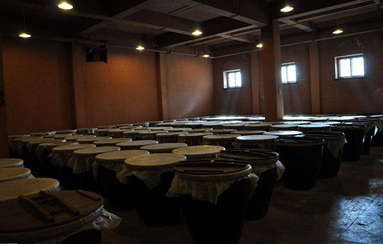 在農村如何設計,建造地下白酒酒窖,帶你了解白酒（jiǔ）酒窖的（de）基本要求