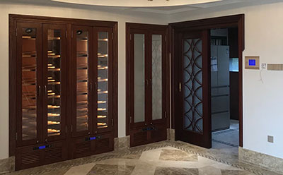 美國（guó）紅橡木實木恒溫酒櫃效（xiào）果圖與圖片